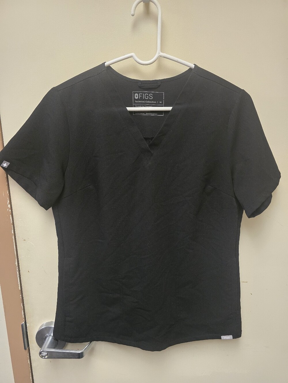 Figs Black Short Sleeve V-Neck Scrub Top